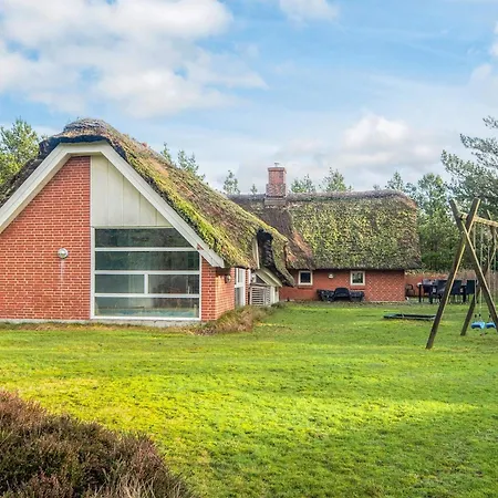 4 Star In * Blåvand